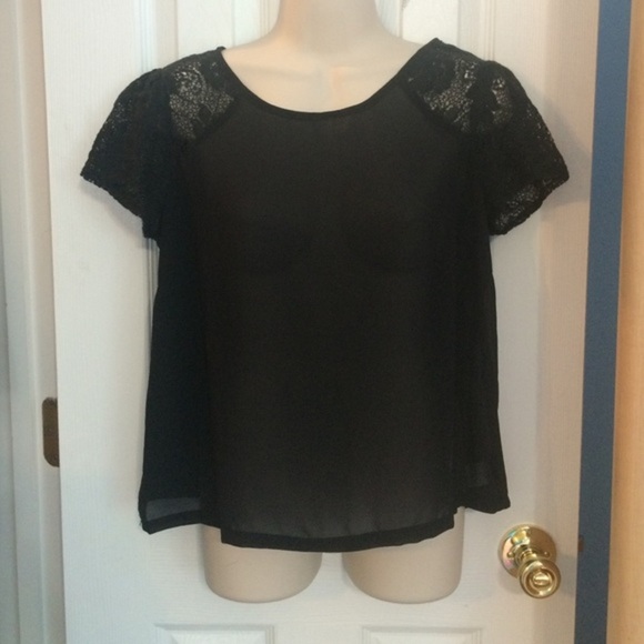 Chloe K black lace sheer top- med - Picture 1 of 4